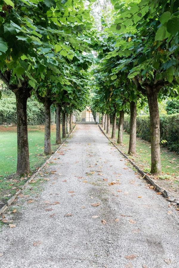 Villa Elisabeth Lierna Eksteriør billede